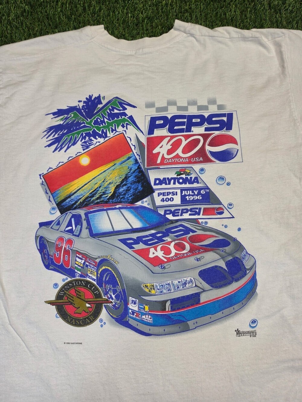 Vintage 1996 Pepsi 400 Daytona NASCAR White T-Shirt with Pocket and Racing Car